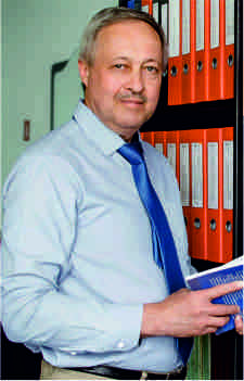 ДЕМЧЕНКО Александр Иванович - Кандидат технических наук, доцент. Курс Медиаэкономика Ло